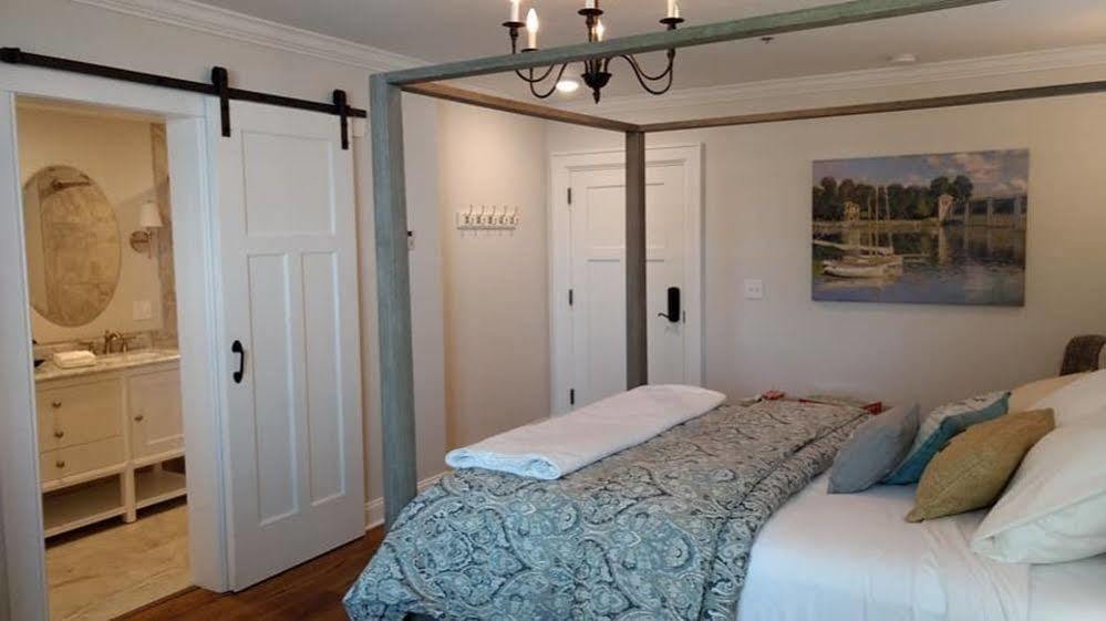Harbor House Inn Sackets Harbor 外观 照片